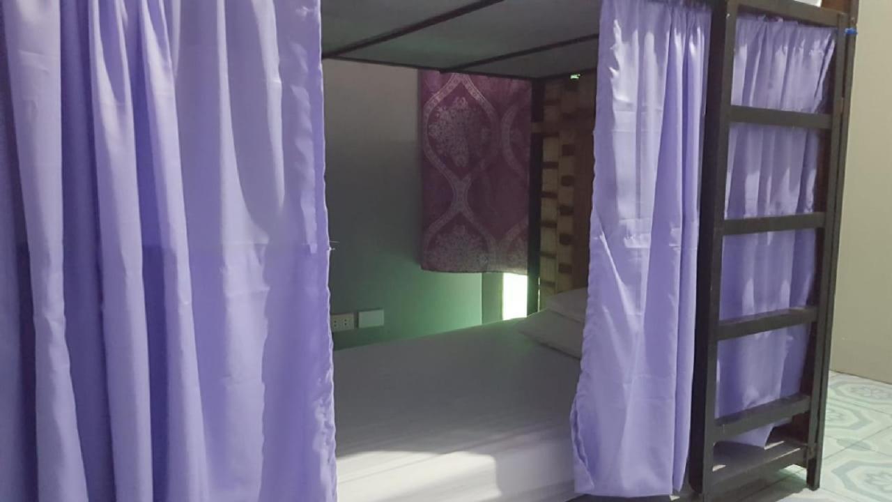 Panci'S Guesthouse Puerto Galera Exterior photo